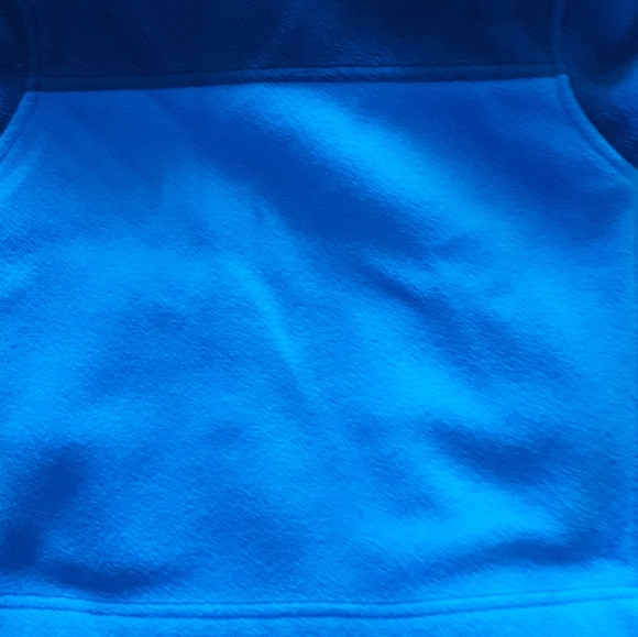 Fleece - Picture 2 of 6